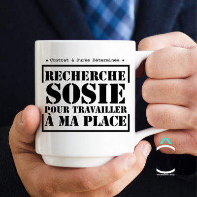 Mug – Recherche sosie pour travailler à ma place