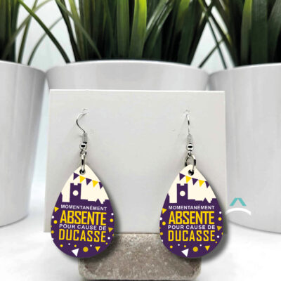 Boucles d’oreilles – Momentanément absente pour cause de Ducasse d’Ath