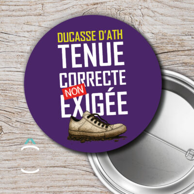 Badge – Tenue correcte non exigée